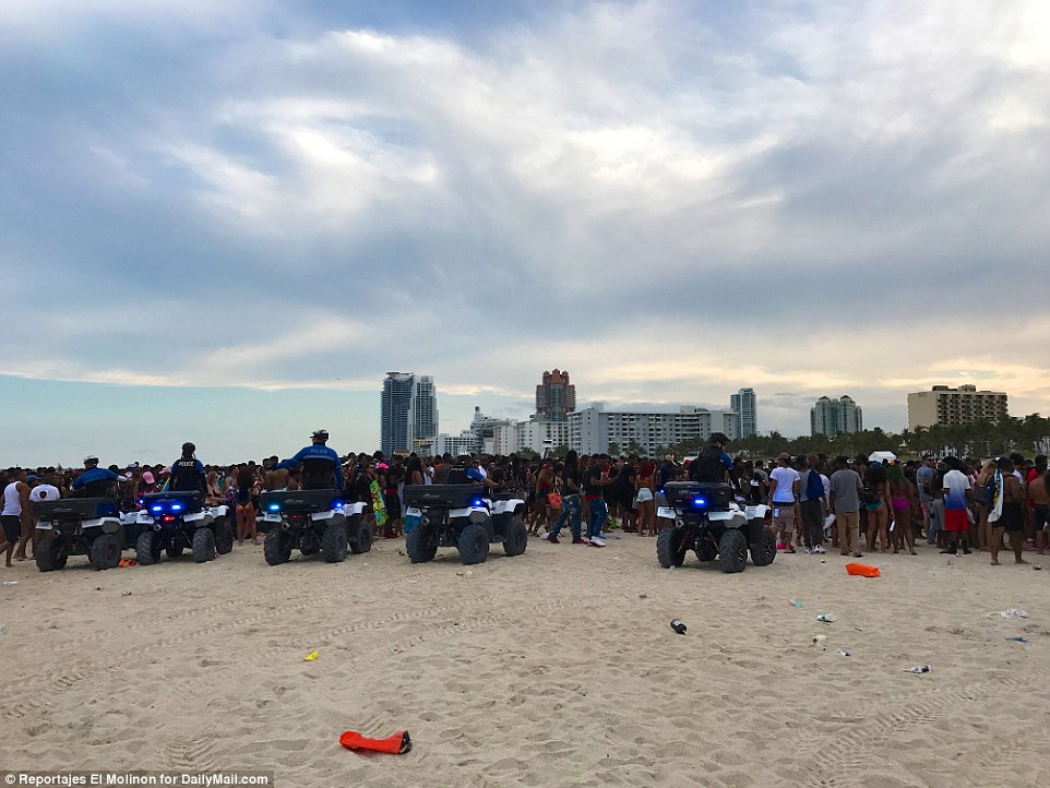 Arrestan a 35 spring breakers en Miami Arrestan a 35 spring breakers en Miami