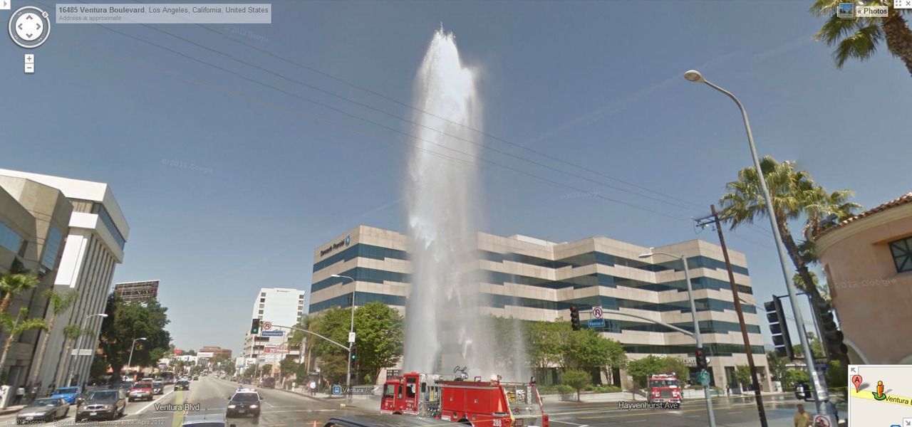 Las imágenes más curiosas captadas por Google Street View - streewtw-erhydrant-