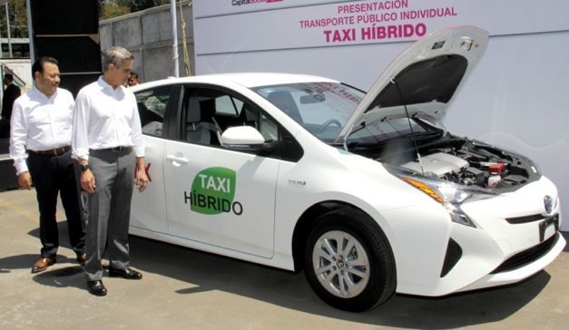 Gobierno apoyará con 50 mil pesos para sustitución de taxis a modelos híbridos