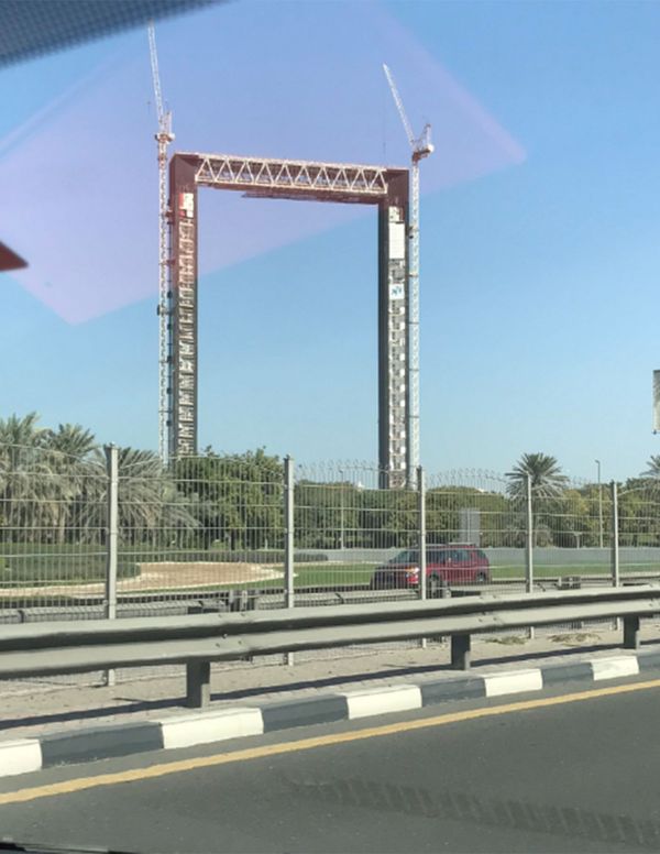 Arquitecto mexicano denuncia robo de obra icónica en Dubai - the-frame-4