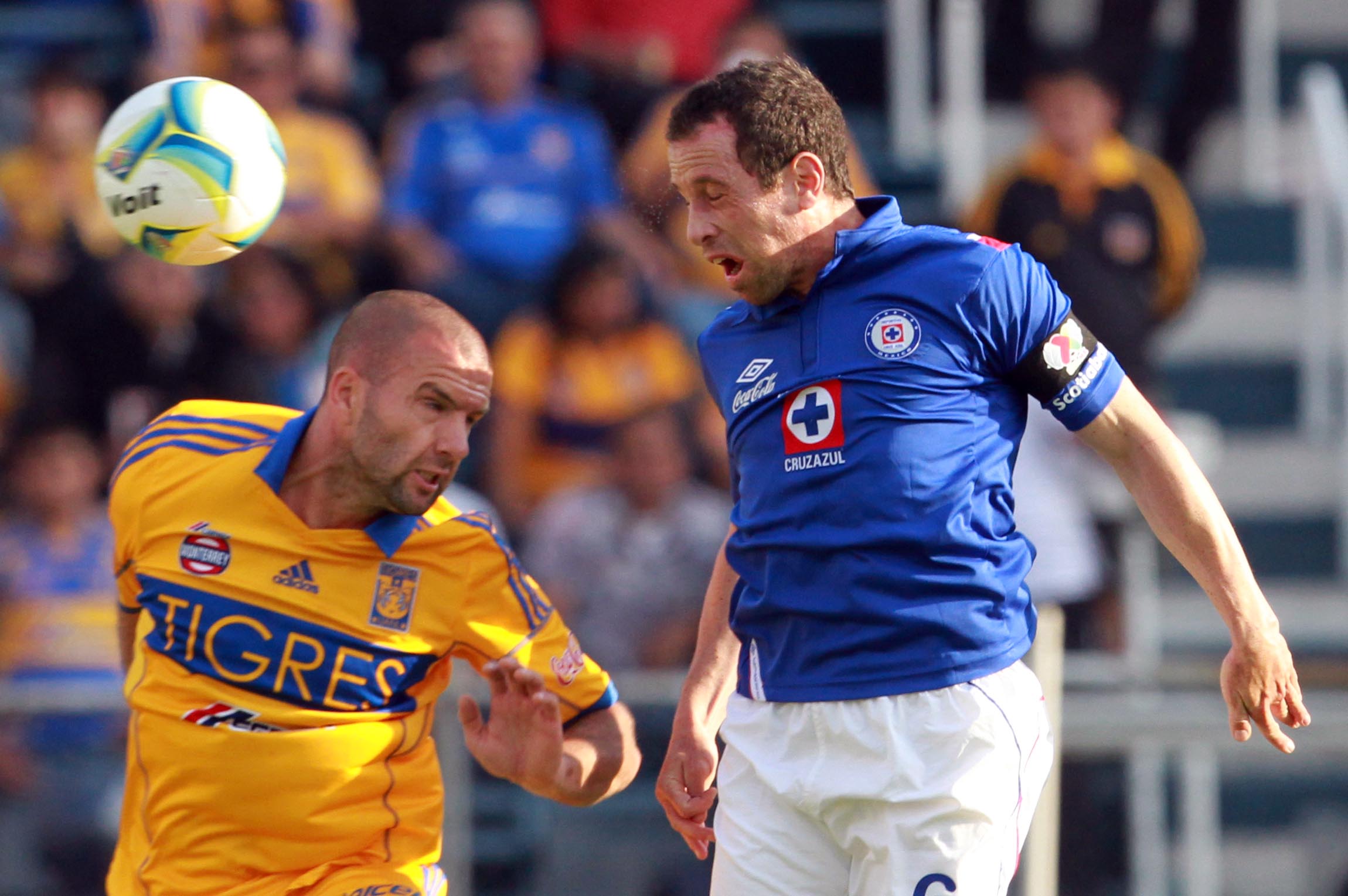 Emmanuel Villa critica a la directiva de Cruz Azul - tito