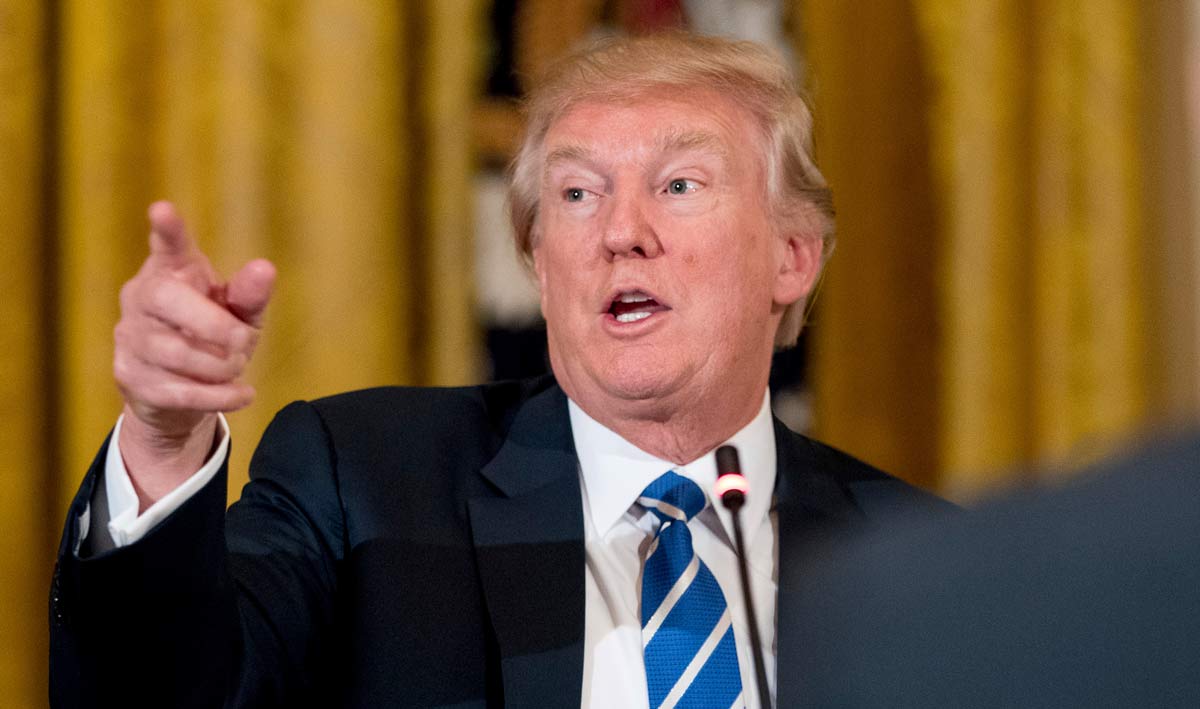 Trump está dispuesto a negociar nueva ley de salud: asesor