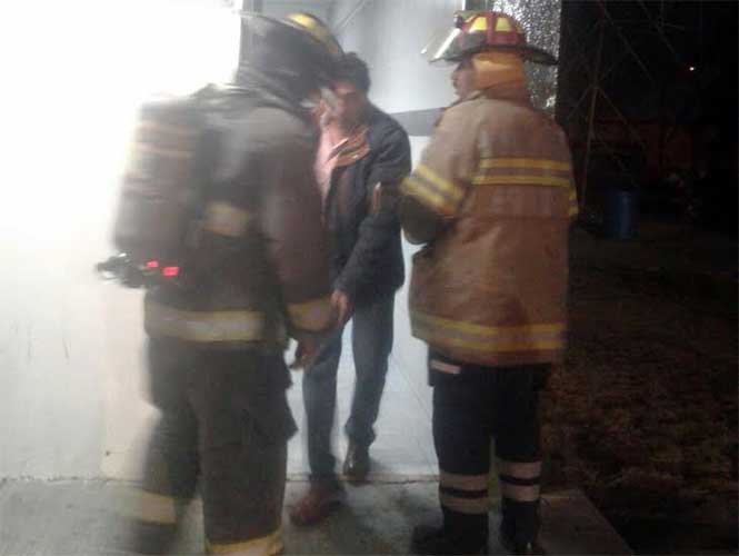 Joven agrede con un hacha a estudiantes del UAEM - uaemex-3