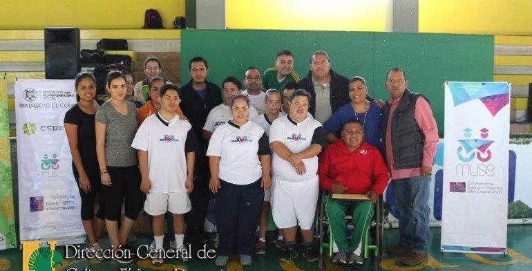 Roban 182 medallas a nadador paralímpico en Colima - vidal-dominguez