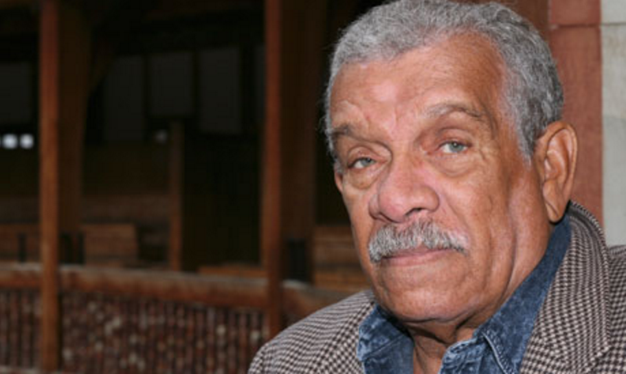 Muere Derek Walcott, ganador del Nobel de Literatura