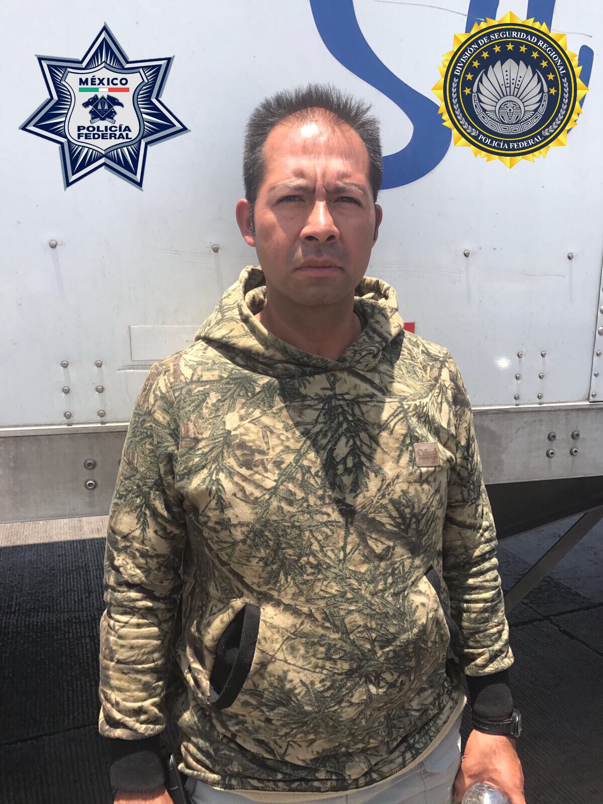 Camión apócrifo de la Sedena extraía gasolina - 01