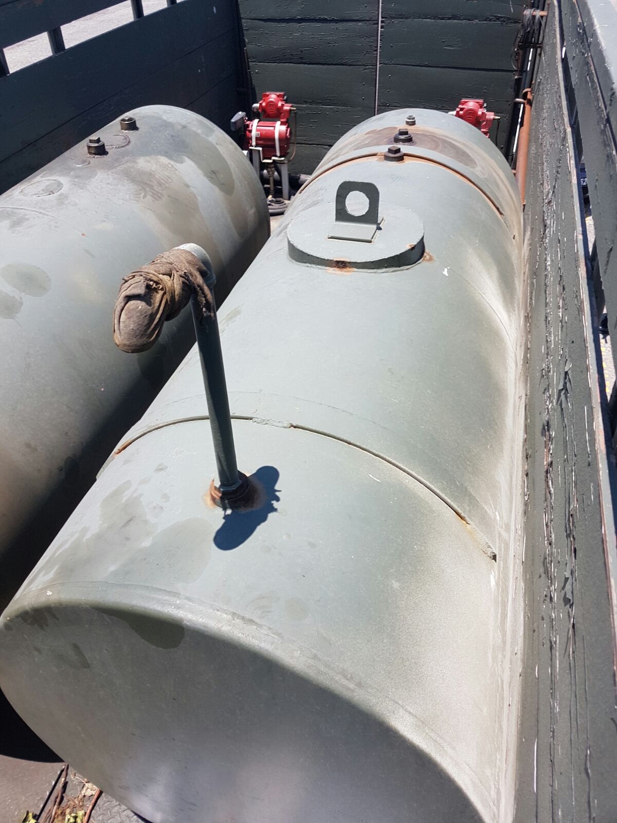 Camión apócrifo de la Sedena extraía gasolina - 03