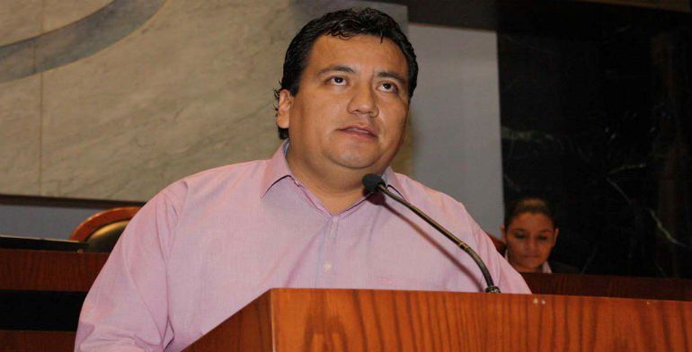 Vinculan a proceso a cuatro por homicidio de exalcalde guerrerense - 13-RogerArellano-12-12