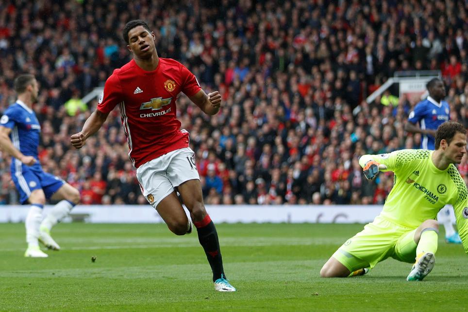 Manchester United vence al líder de la Premier - 2017-04-16T153412Z_135358452_MT1ACI14779723_RTRMADP_3_SOCCER-ENGLAND-MUN-CHE