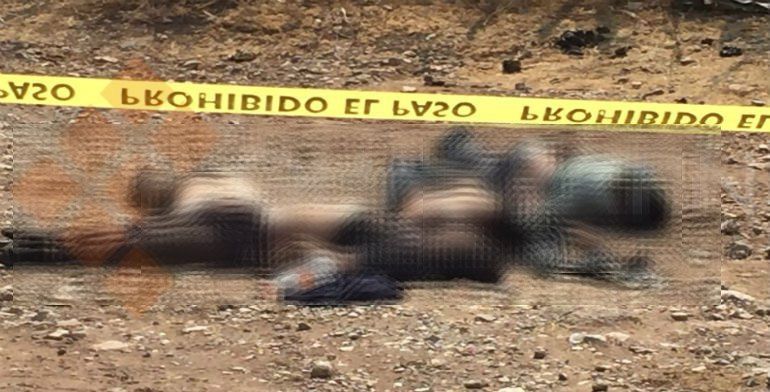 Encuentran cuatro cuerpos en carretera de Guerrero - 4cuerposApango