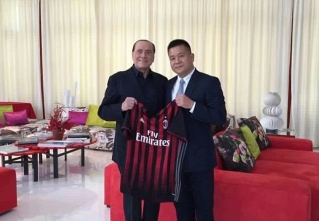 Grupo chino compra al AC Milan