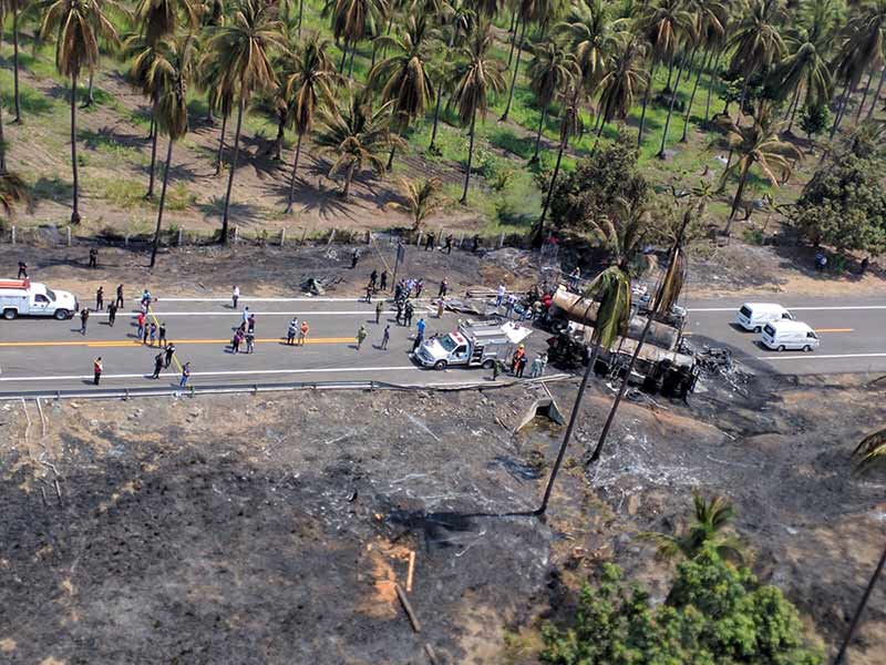 Aumenta a 28 número de víctimas por accidente en la Autopista Siglo XXI
