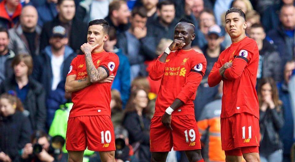 Liverpool derrota a Everton 3-1