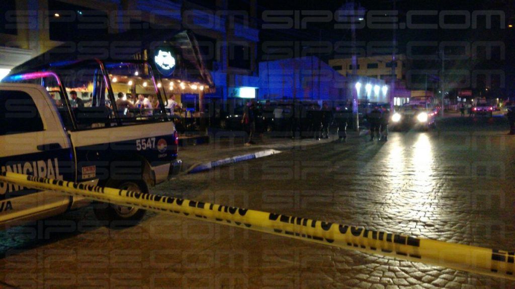 Tiroteo en el centro de Cancún - C9qjZJ1V0AAAd27-1024x575