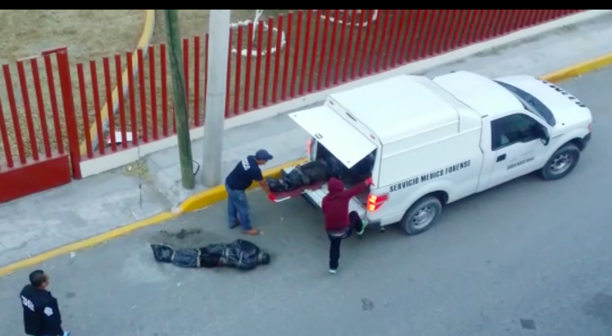 Dejan dos bolsas con cadáveres cerca de Fiscalía de Guerrero - Captura-de-pantalla-2017-04-04-a-las-10.27.20