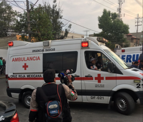 Siete muertos tras derrumbe en centro comercial - Captura-de-pantalla-2017-04-10-a-las-19.20.52