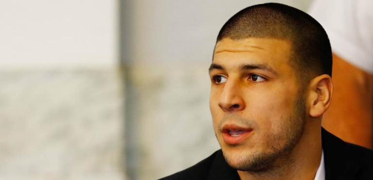 Se suicida Aaron Hernandez, exjugador de los Patriotas