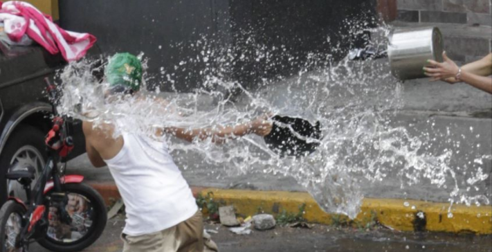 Advierten que habrá multas por desperdiciar agua en Sábado de Gloria