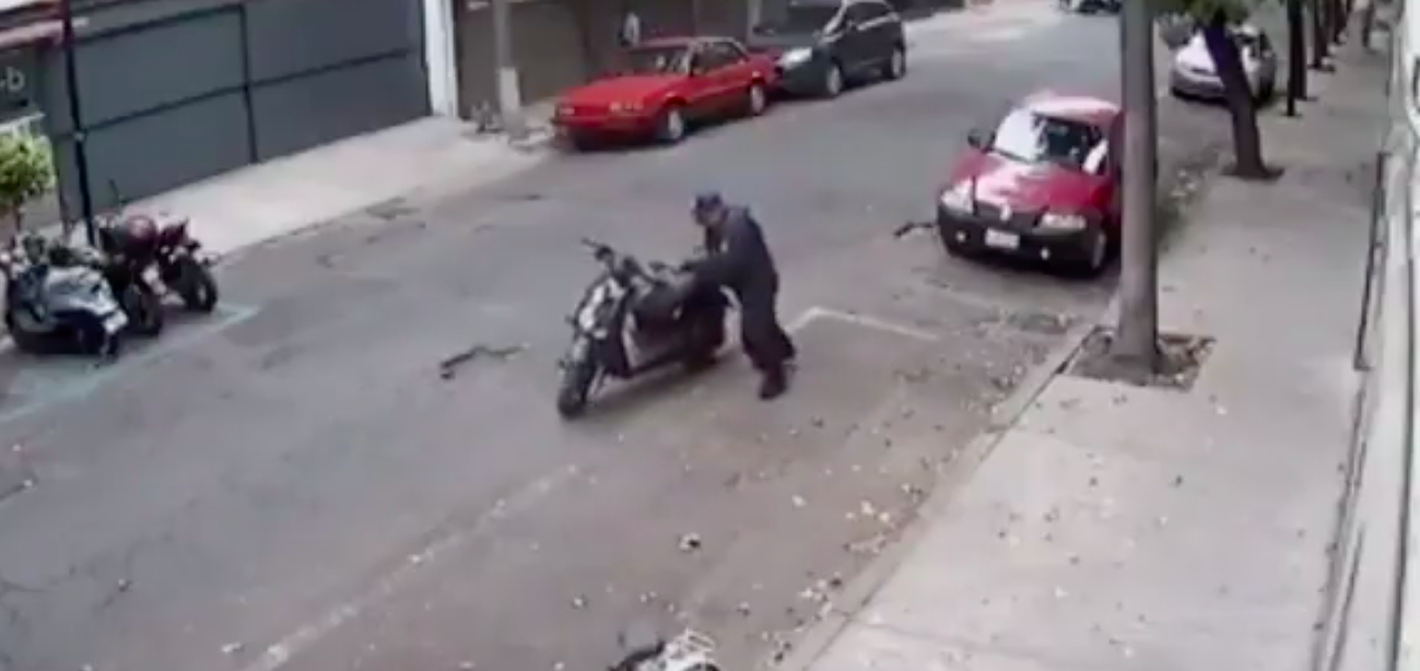 SSP podría destituir al policía que movió moto para llevarla a corralón