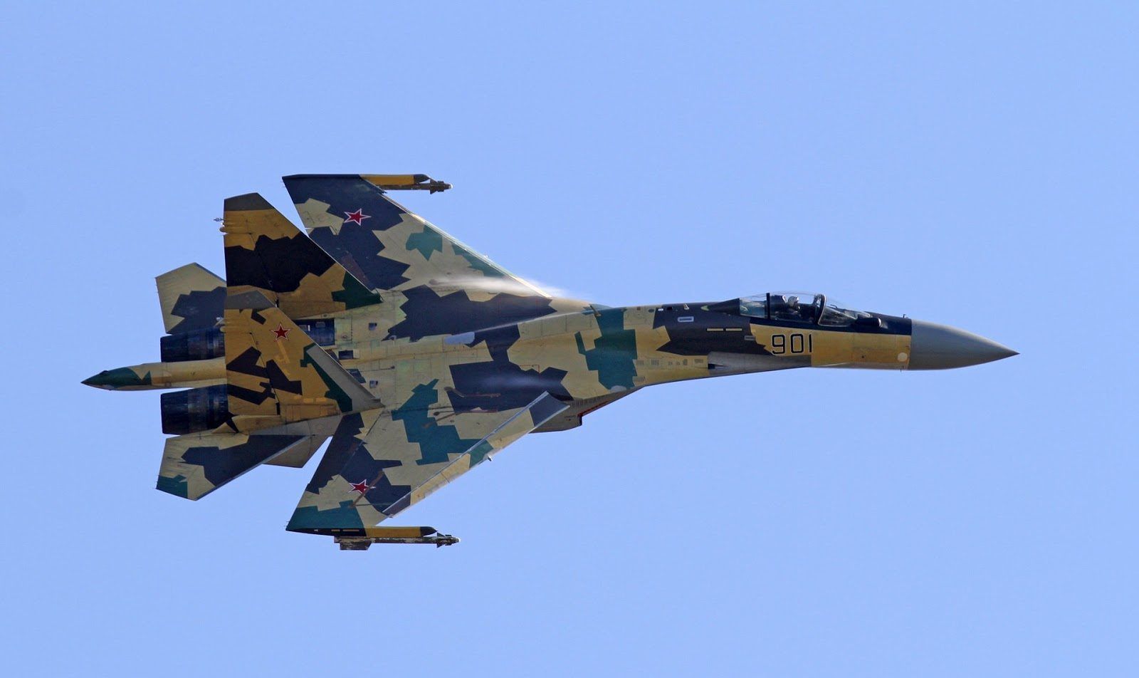 Irán fabricará misiles y aviones de combate