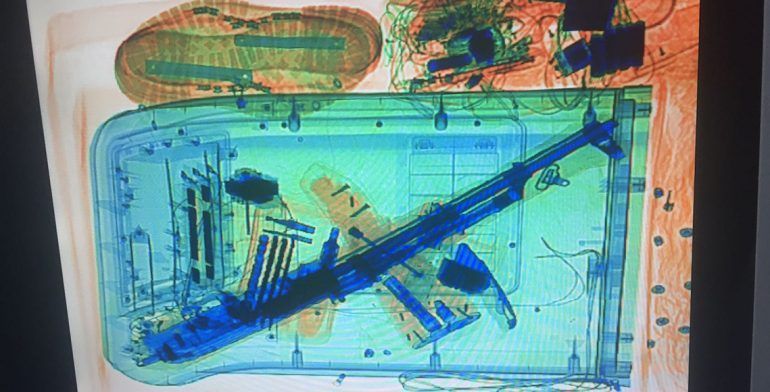 Detectan droga en envases de cajeta en AICM - FOTO-BOLETÍN-196-2-770x392