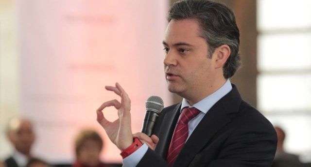 Inicia sin contratiempo nuevo ciclo escolar: Aurelio Nuño Inicia sin contratiempo nuevo ciclo escolar: Aurelio Nuño