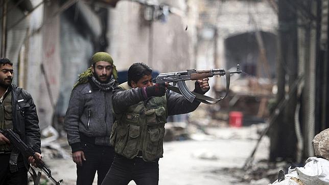 Detienen a doce rebeldes sirios con kilos de gas sarín