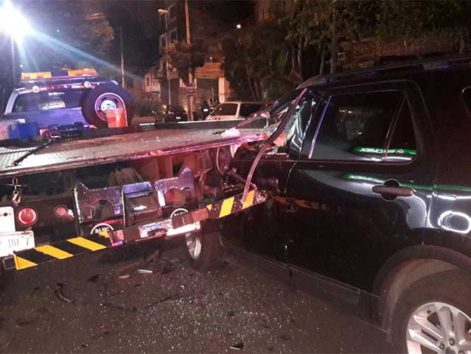 Sujeto se salva tras chocar contra grúa en la colonia Narvarte - accidente-narvarte2