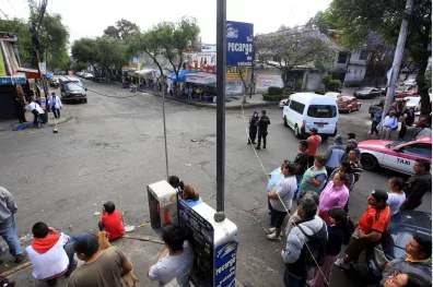 Encuentran a joven ahorcado en un teléfono público en Tlalpan - ahorcado-tlalpan-2q-e1493581461458