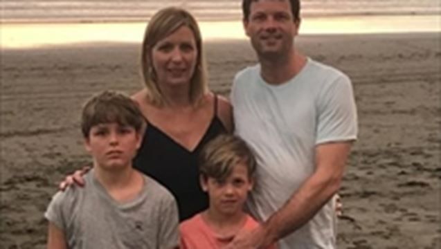 Air Canada separa a menor de su familia por sobreventa - air-canada