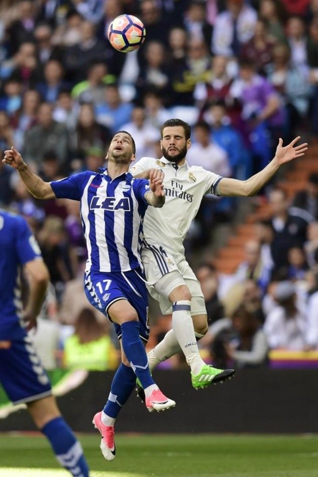 Real Madrid conserva liderato de la liga ante el Alavés - alav1_630x945