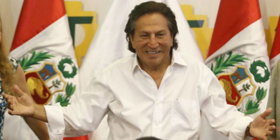 Expresidente de Perú recibe segunda orden de captura