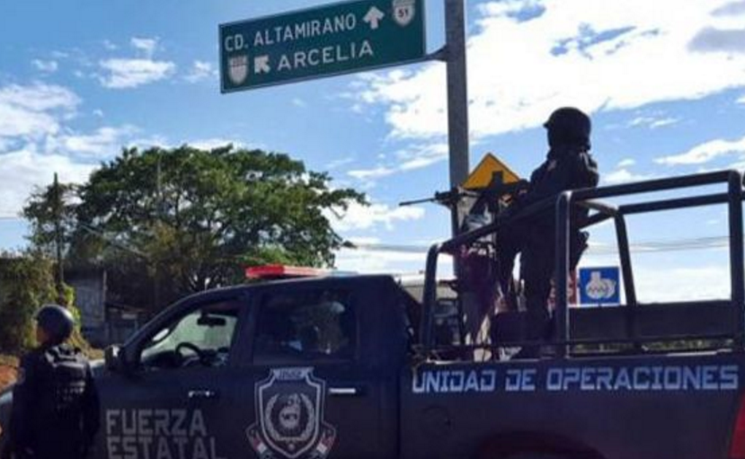 Grupo armado irrumpe en Ministerio Público de Guerrero y se lleva a tres detenidos
