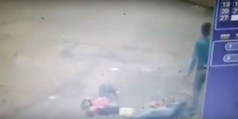 #Video Asaltante mata accidentalmente a su cómplice