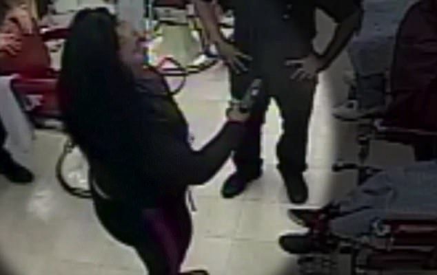 #Viral Cuando los clientes se enojan con las estilistas - barbería-cleveland-2