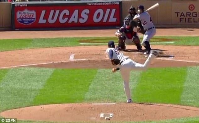 #Video Pelea entre Tigres y Mellizos - beisbol-2