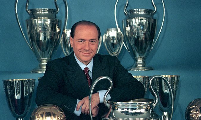 Grupo chino compra al AC Milan - berlusconi