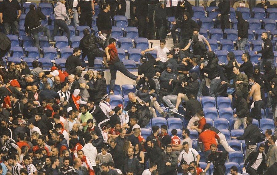 UEFA suspende al Besiktas y al Lyon