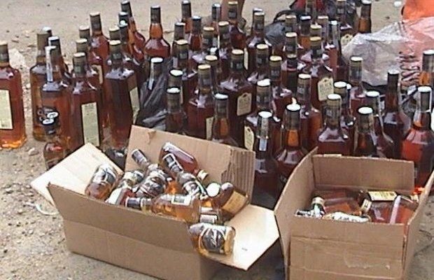 Aseguran tres mil botellas de whisky ilegal en Toluca - botellas-whisky