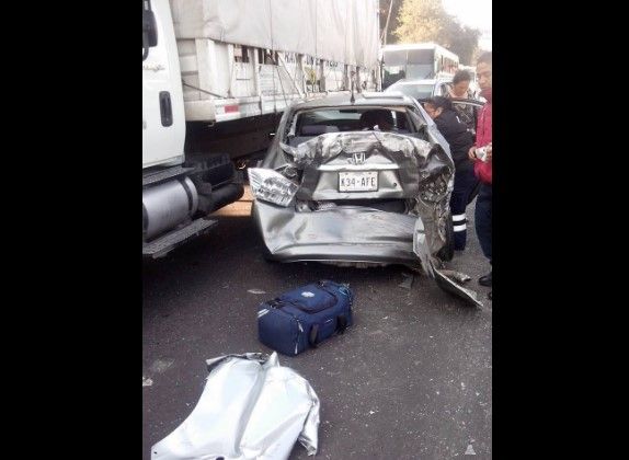Carambola en la México-Toluca deja una persona lesionada - carambola-5