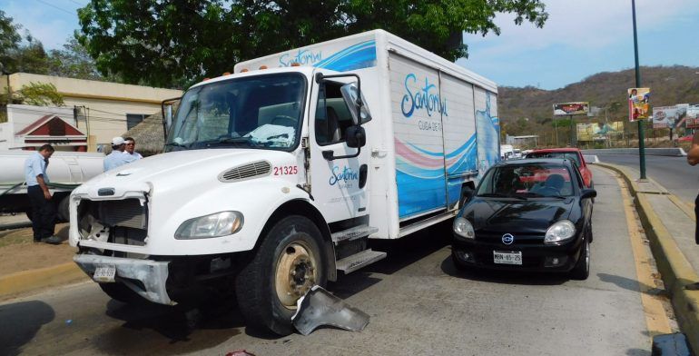 Carambola deja dos lesionados en Zihuatanejo