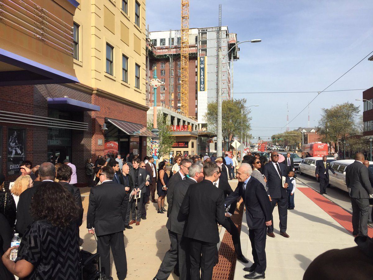 Admiradores rinden homenaje a Chuck Berry