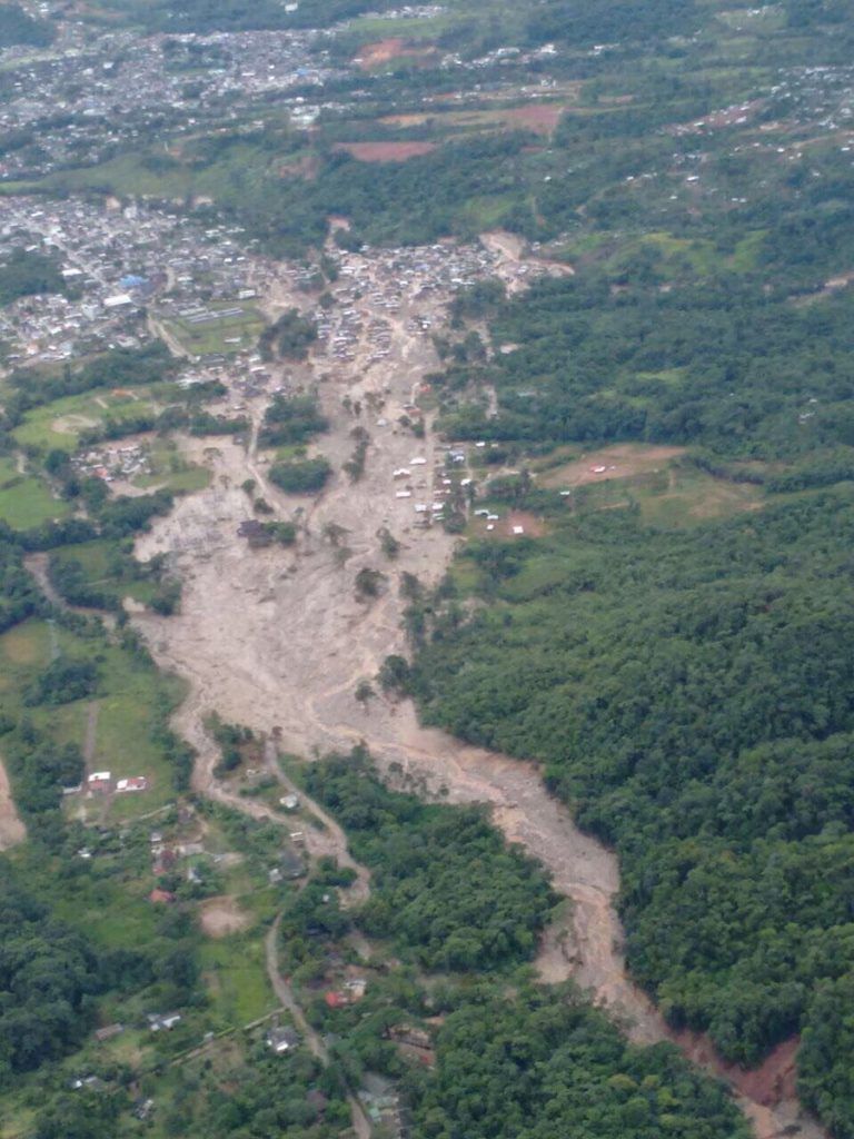 Aumentan a 253 muertos por desbordamiento de río en Colombia - colombia-rios-768x1024