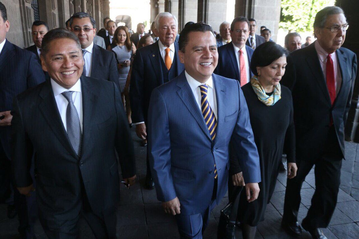 Presentan ante la Corte defensa de la Constitución de la CDMX - constitucion-defensa-mexico