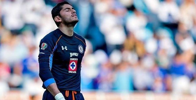 Jesús Corona acepta responsabilidad en eliminación de Cruz Azul