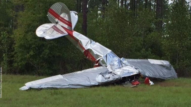 Mueren cuatro personas al estrellarse avión pequeño en Florida