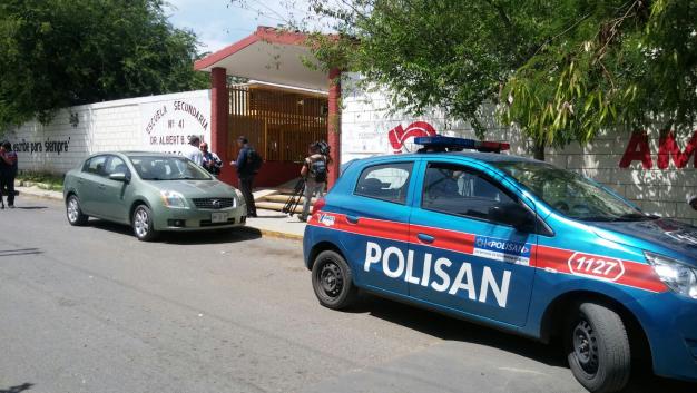 Alumno intenta atacar a maestra con cuchillo en Monterrey - cuchillo-monterrey-escuela