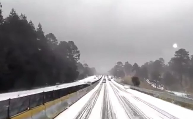 Video: granizada azota la México-Cuernavaca y Oaxaca - cuernavaca2