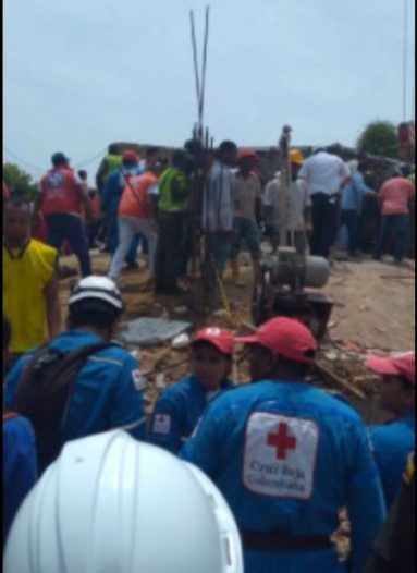 Van diez muertos por colapso de edificio en Colombia - edificio-3-cartagena-colapsa-cnn-e1493320692282