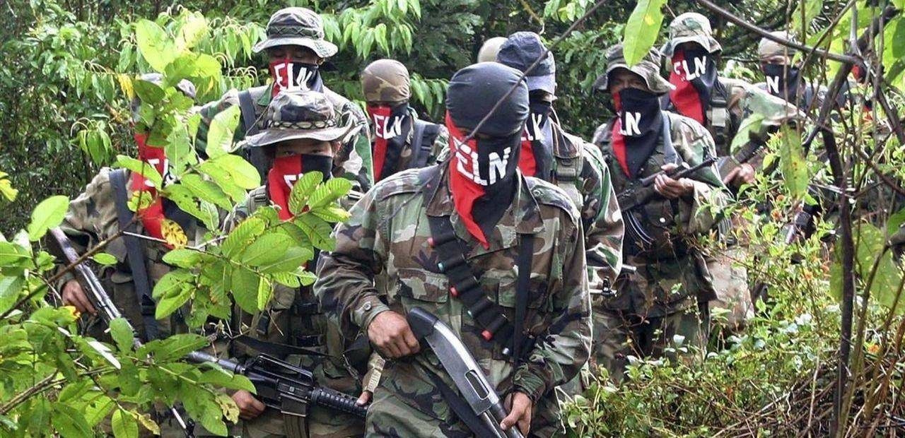 Mueren ocho guerrilleros colombianos en enfrentamiento con militares Mueren ocho guerrilleros colombianos en enfrentamiento con militares